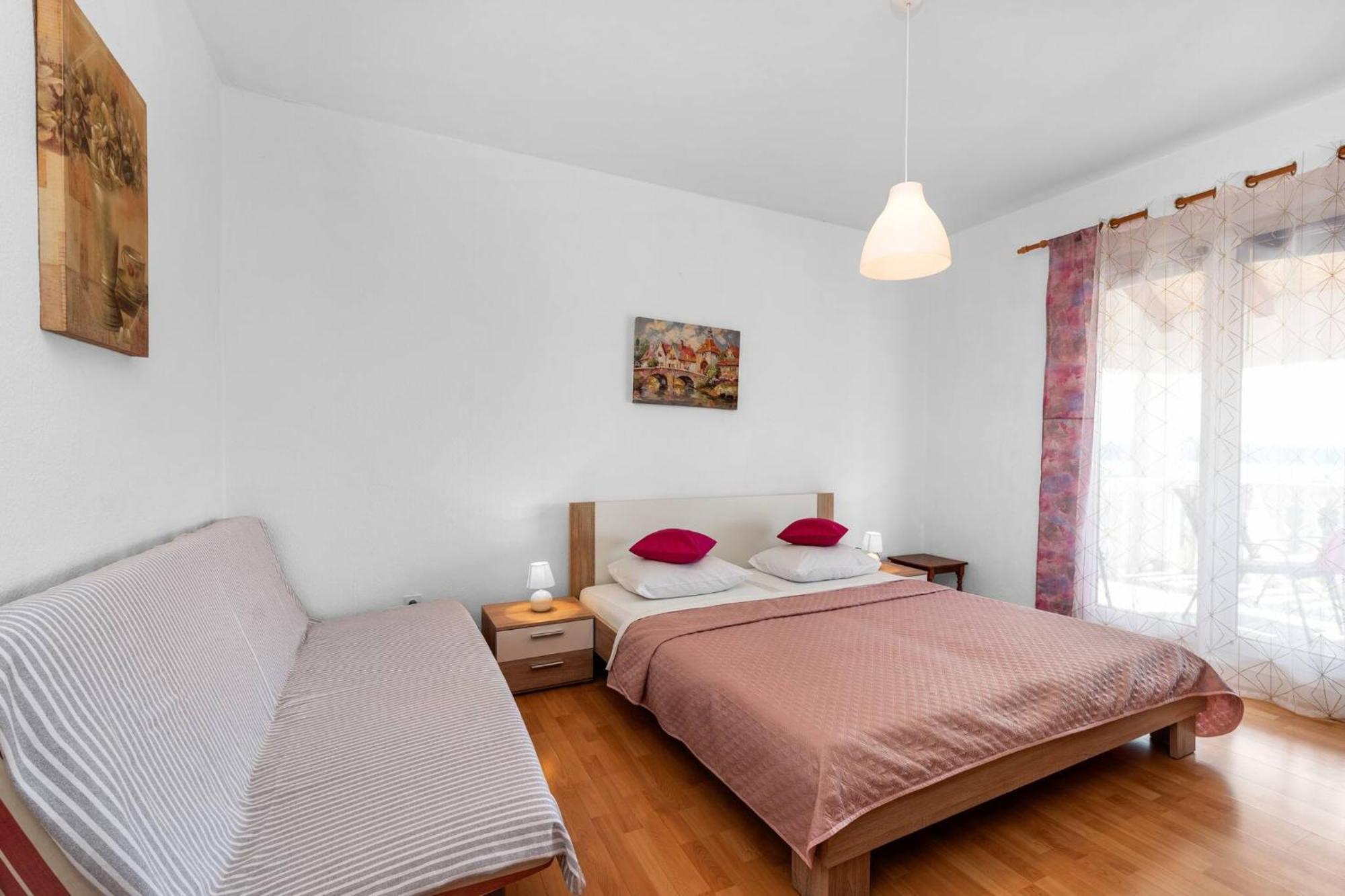 Apartment Lara Трибунь Экстерьер фото